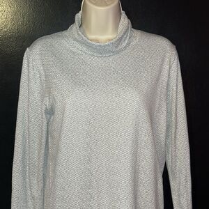 Athleta grey and white long sleeve turtleneck. Sz Large.